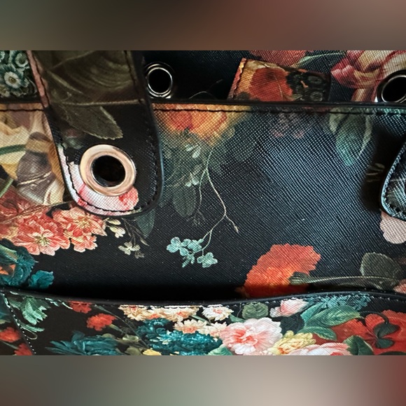 Carlos Santana Large Tote - Picture 4 of 7